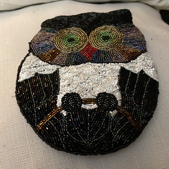 Beaded 🦉 Owl Bag - Picture 3 of 5